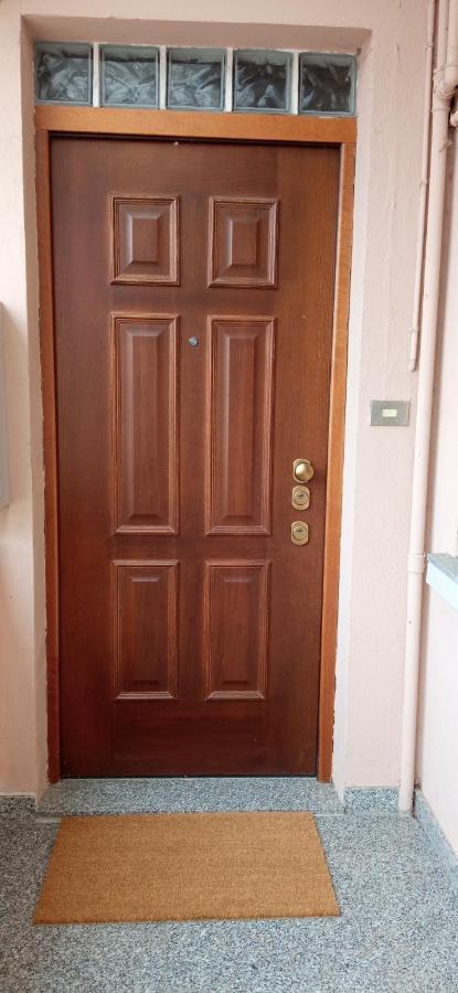 ヴェルチェッリInterno 12アパートメント エクステリア 写真